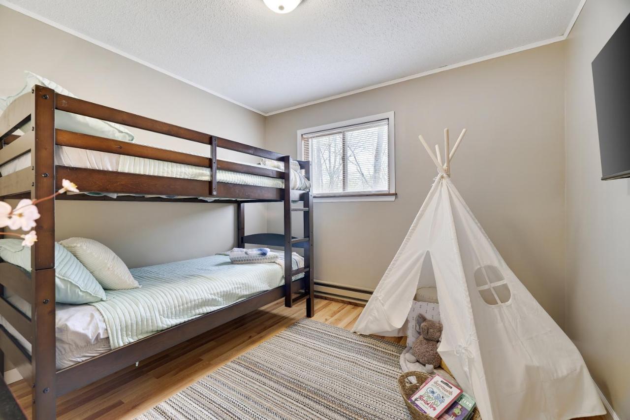 Premier Cozy Cabin - Free Amenities & Comm Indoor Pools Bushkill Zewnętrze zdjęcie