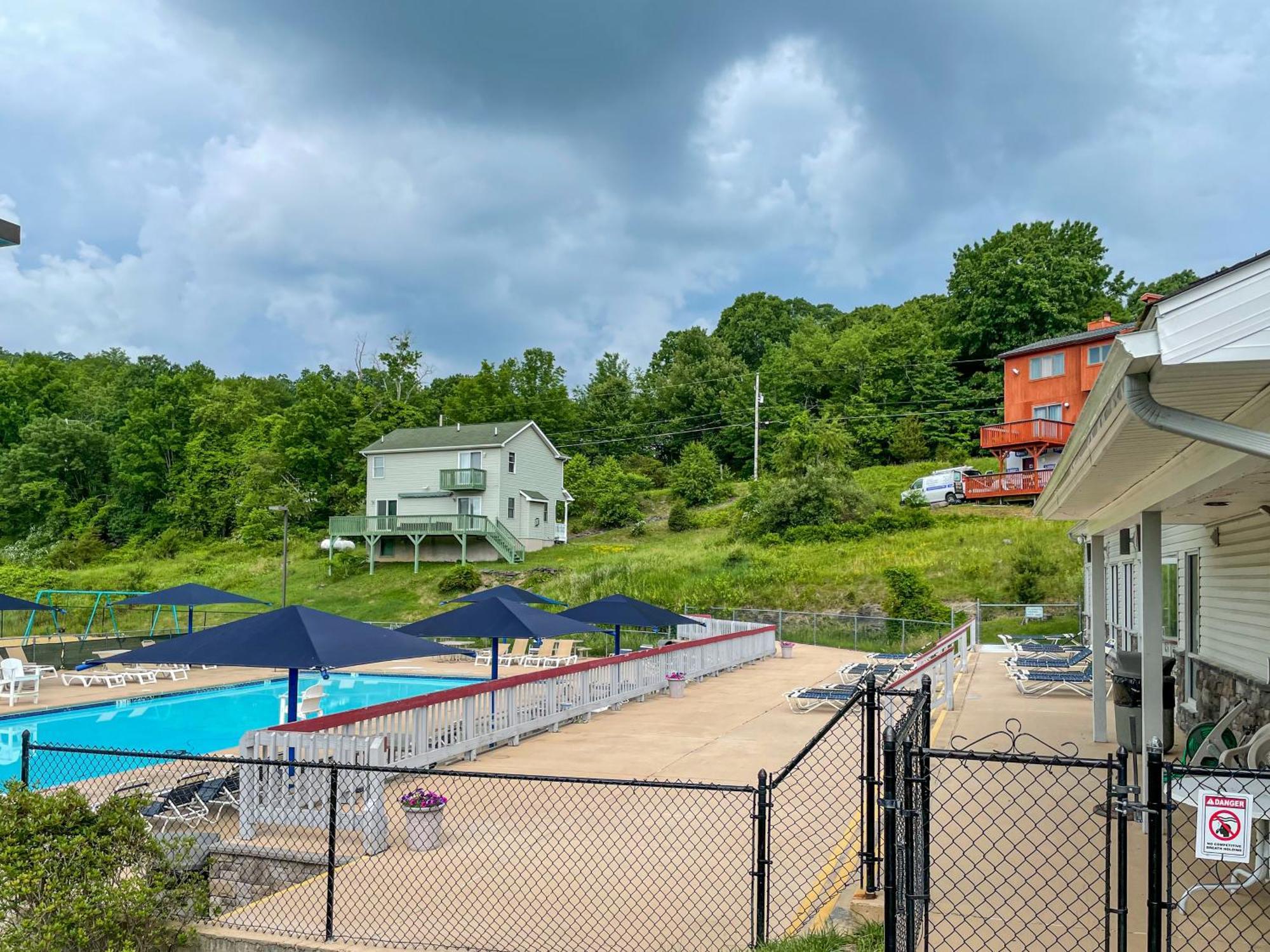 Premier Cozy Cabin - Free Amenities & Comm Indoor Pools Bushkill Zewnętrze zdjęcie