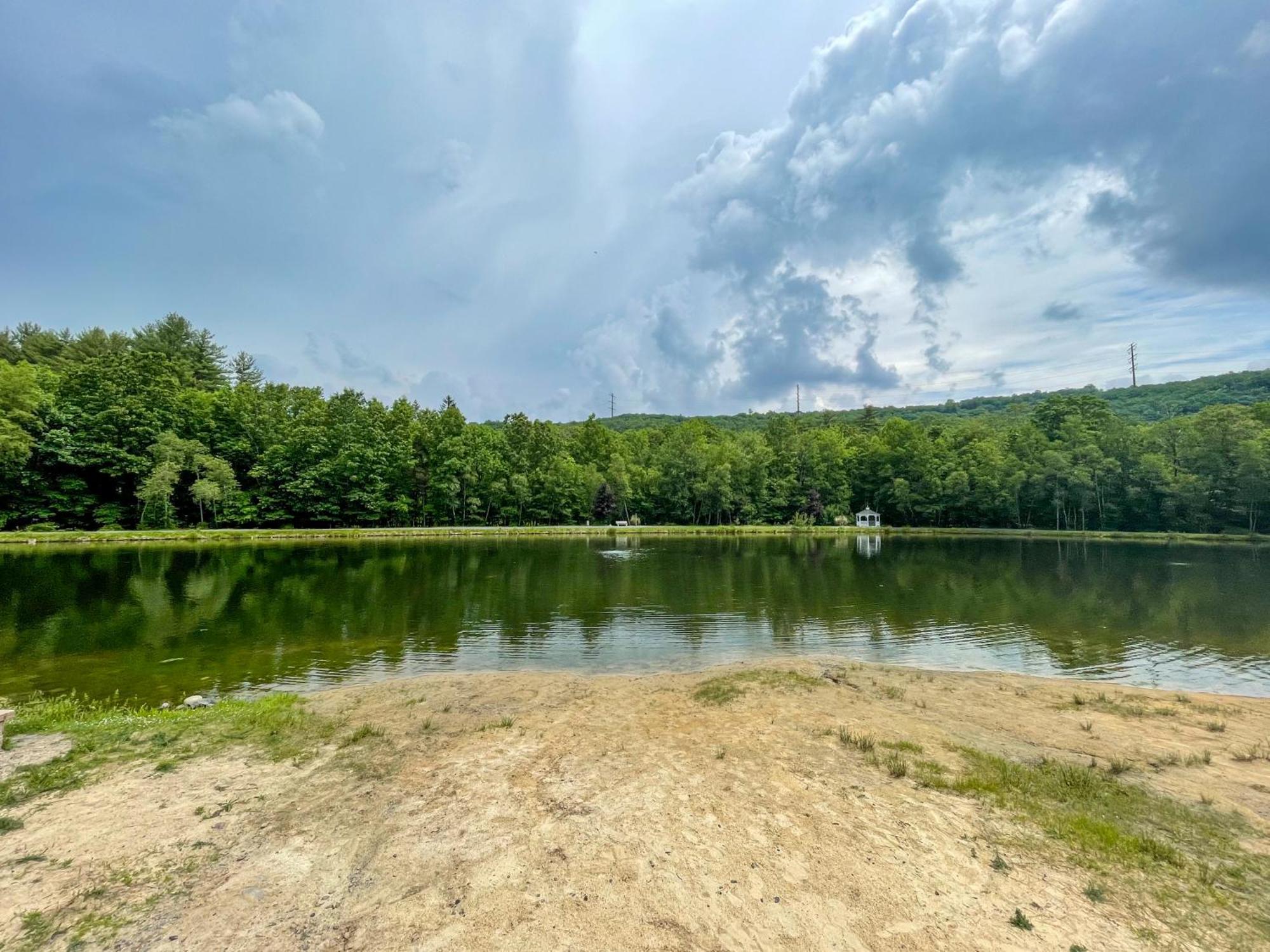 Premier Cozy Cabin - Free Amenities & Comm Indoor Pools Bushkill Zewnętrze zdjęcie